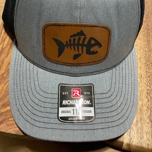 Trucker Hat with custom patch Richardson 112 premium - Picture 1 of 1